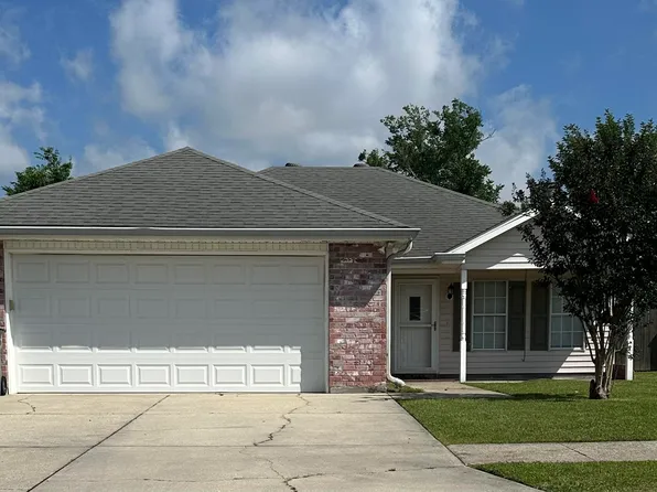 421 Cavaness Dr, Houma, LA 70364