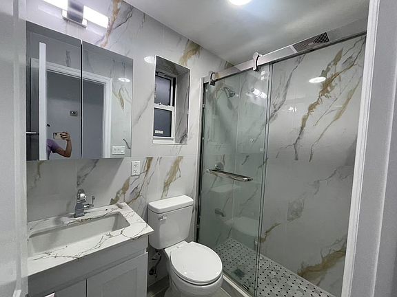 2nd image of 1666 E 12th St Floor 1