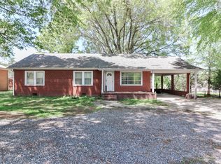 225 Shinnville Rd, Mooresville, NC 28115