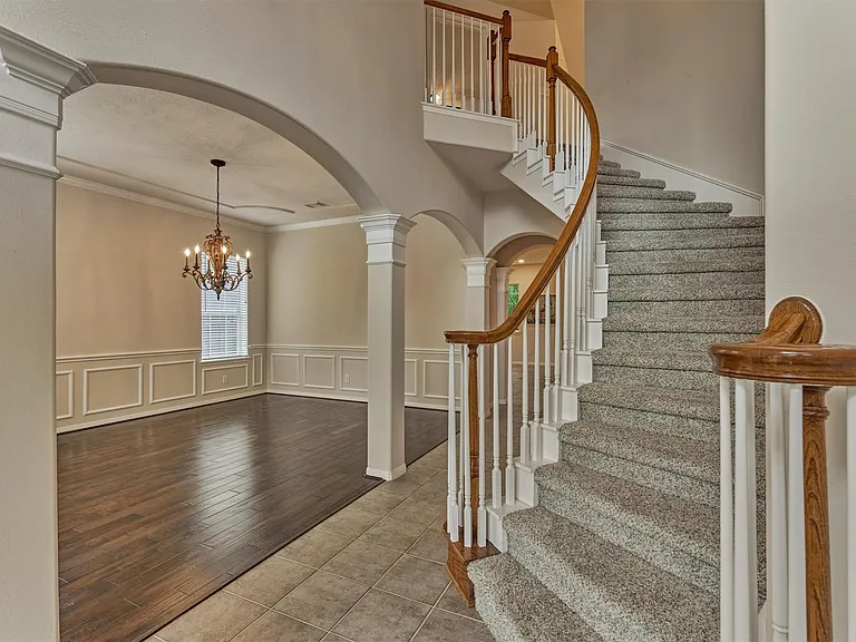 6615 Haughton Dr — Photo 5
