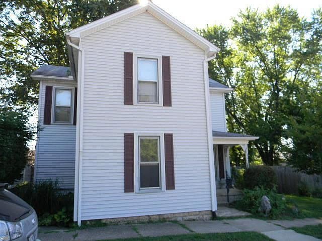 1st image of 142 N Walnut St