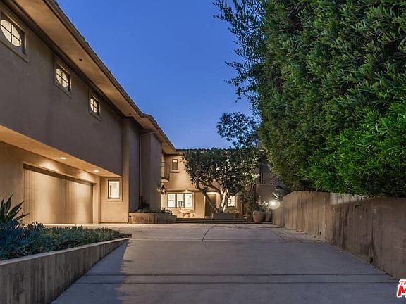3rd image of 2405 Solar Dr