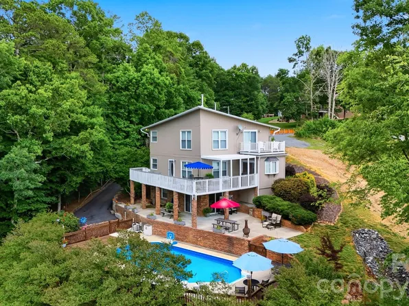 140 Williams Cove Ln, Taylorsville, NC 28681