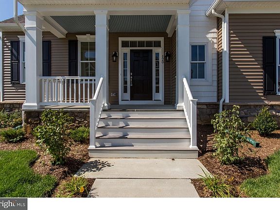 2nd image of 120 Tuscany Dr