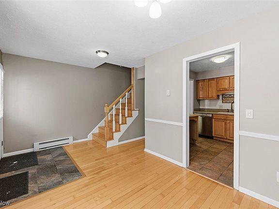 5th image of 8210 Deepwood Blvd Unit 7