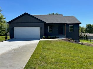 25179 N 2175 East Rd, Lexington, IL 61753