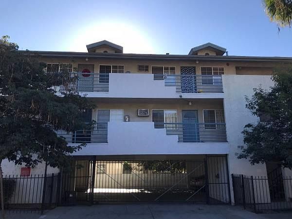1st image of 382 N Avenue 53