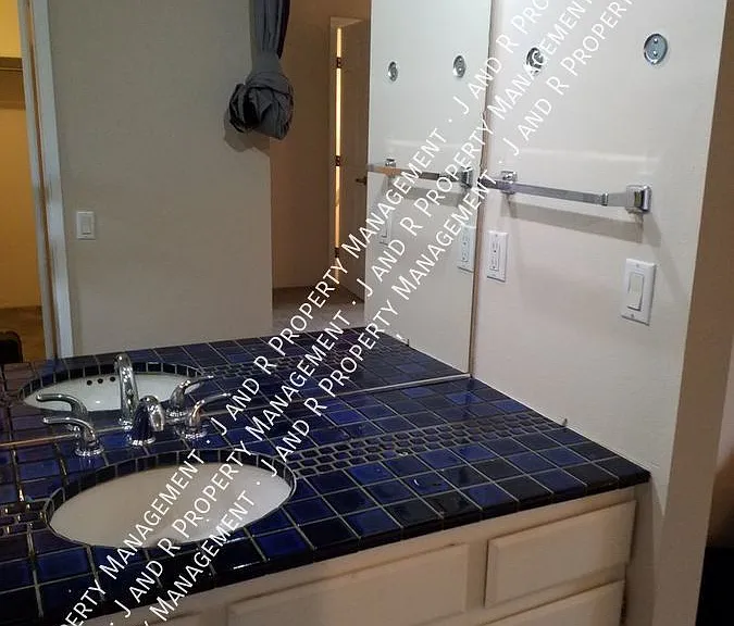 203 Dunbarton Cir — Photo 27