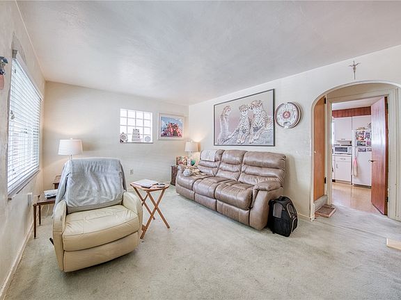 2nd image of 1502 Cooper Ave