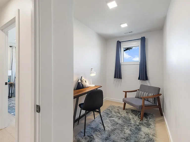 2082 Dennison Ln — Photo 20