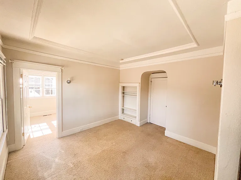 1509 Forest View Ave — Photo 6