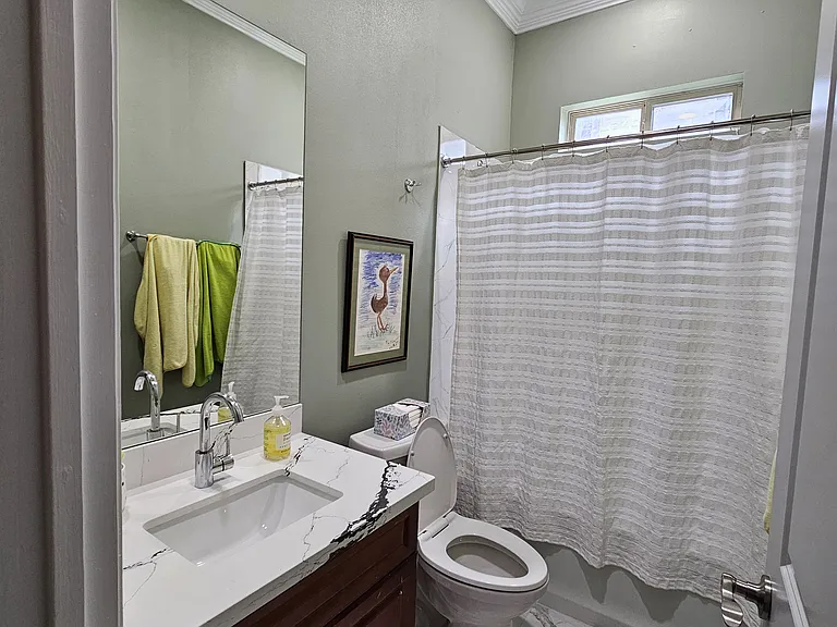 4403 Fontainebleau Dr — Photo 12