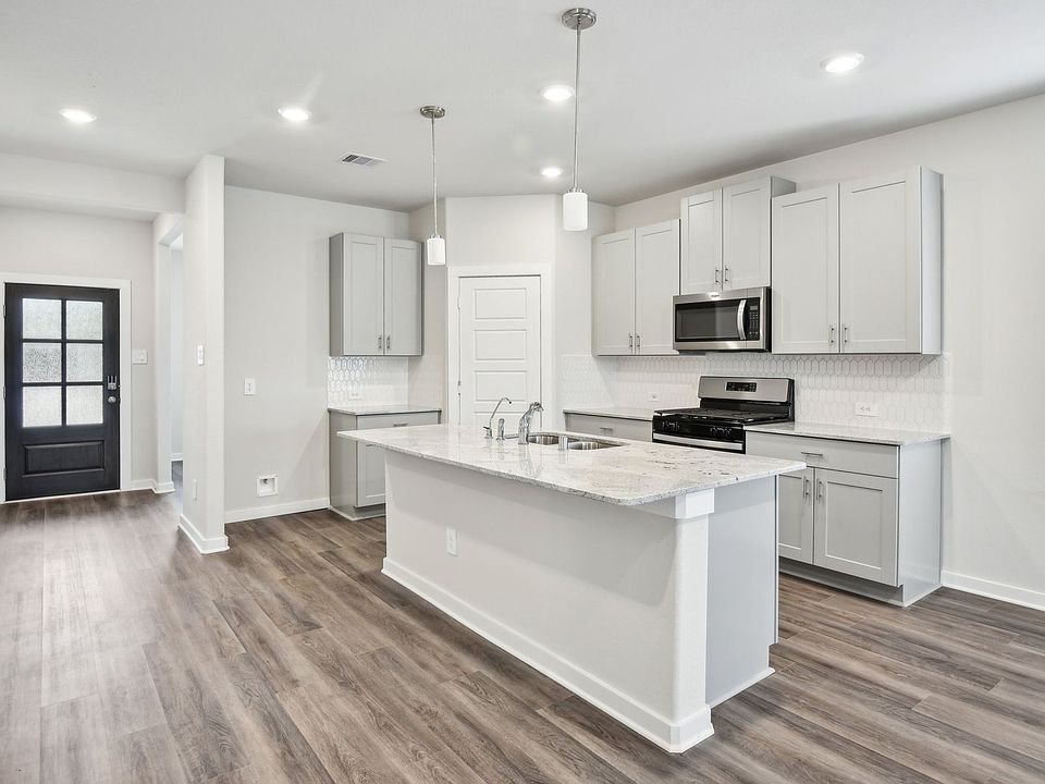 18-custom-Houston - Southwinds-2538 Bay Winds Ln Baytown TX 77523-016.jpg