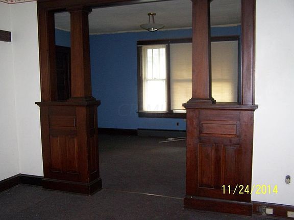 5th image of 227 W 6th Ave