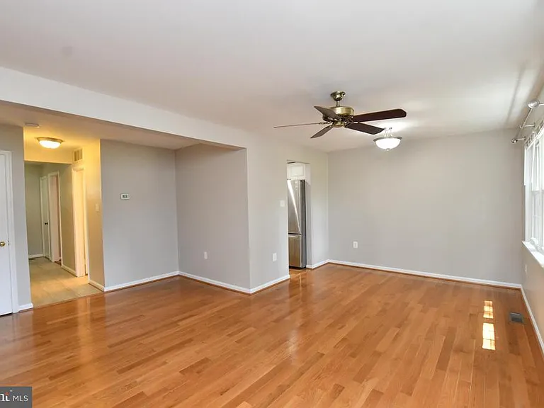 7733 Trevino Ln — Photo 4