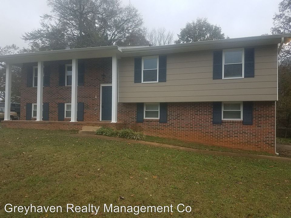 1st image of 1909 Bay Hill Dr