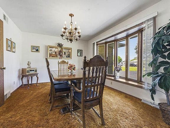 5th image of 1417 Lee Ln