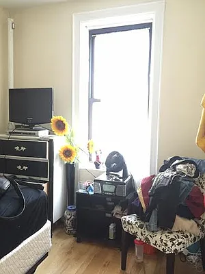 Rented by Crosstown Apartments NYC | media 18
