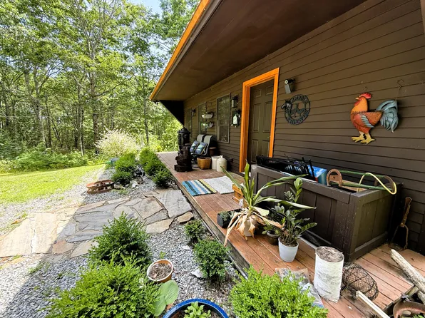 1199 Bunker Hill Road, Jefferson, ME 04348