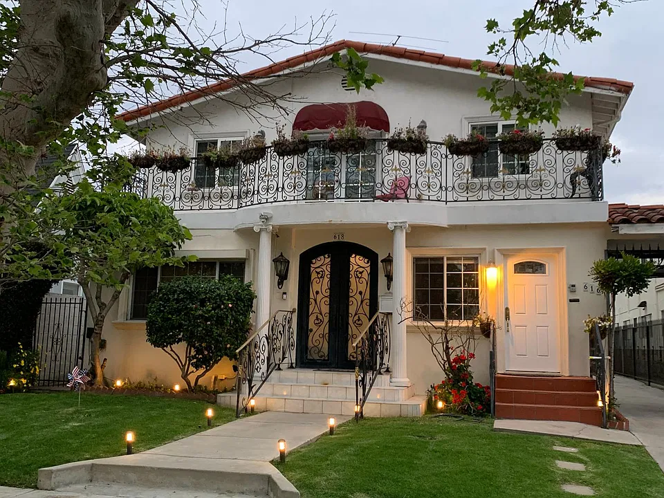 616 N Sycamore Ave #LUXURY