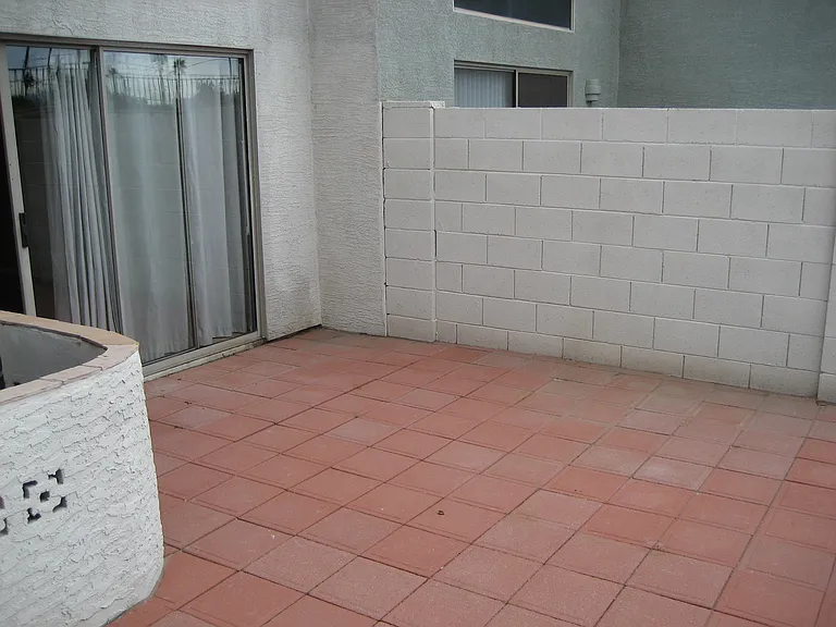 2027 E University Dr #125 — Photo 44