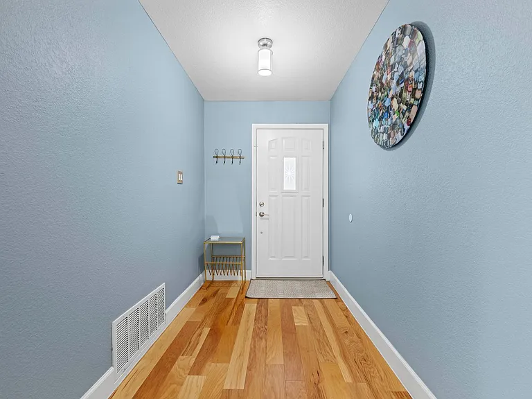 1510 Coronado Hills Dr — Photo 10