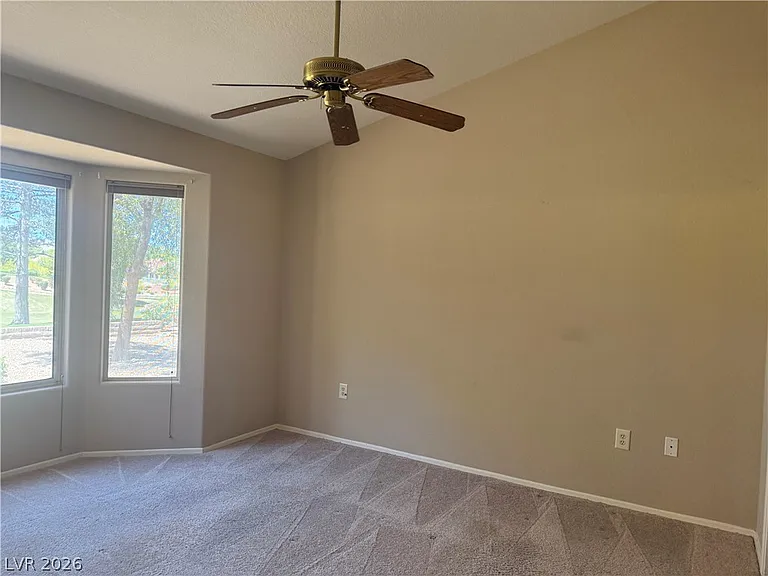 2425 Showcase Dr — Photo 38