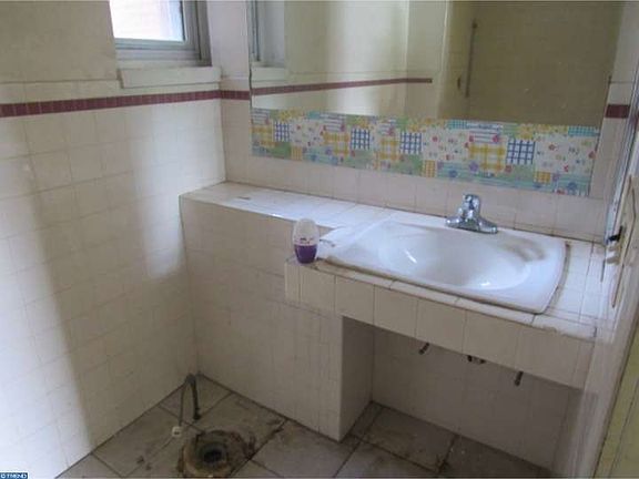 4th image of 5307 Haverford Ave