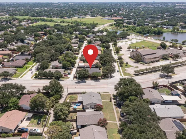 1901 Paxton Dr, Carrollton, TX 75007