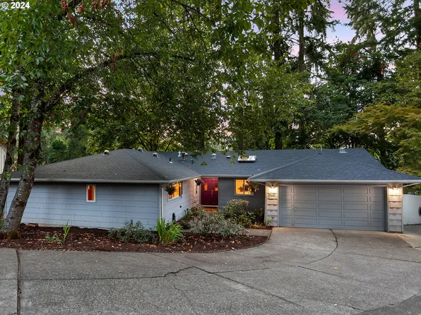 17681 Leafy Ln, Lake Oswego, OR 97034