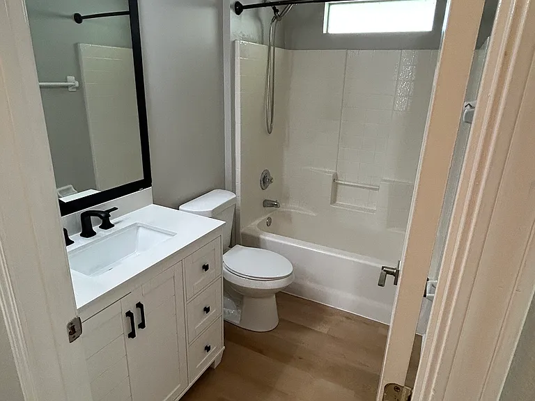 716 Mackenzie Cir — Photo 15