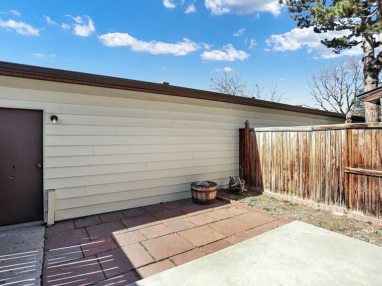 3655 S Kittredge St #E — Photo 19