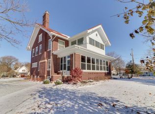 105 East Pkwy, Lexington, IL 61753