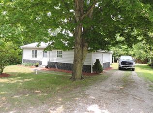 5294 W Finch Rd, Claypool, IN 46510