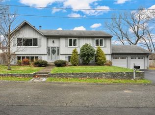 11 Genoa St, North Providence, RI 02904