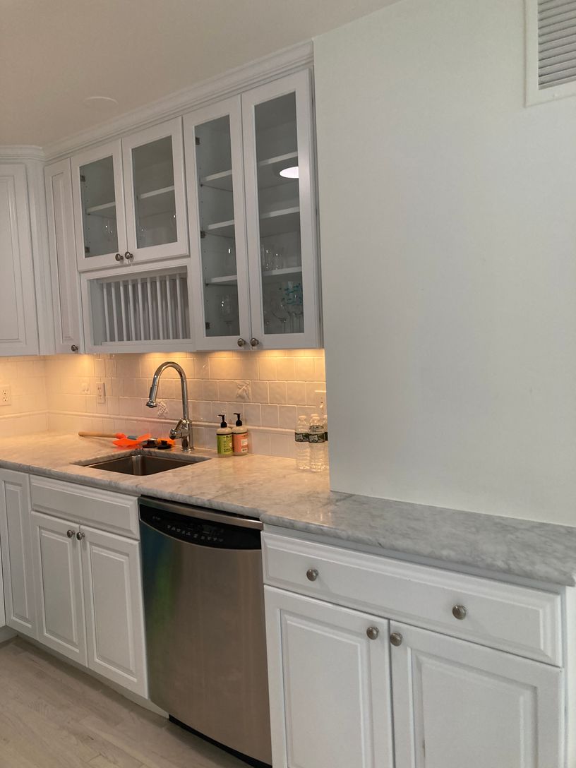  Kitchenette close to outdoor grilling area