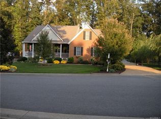 9017 Echo Lake Dr, Glen Allen, VA 23060