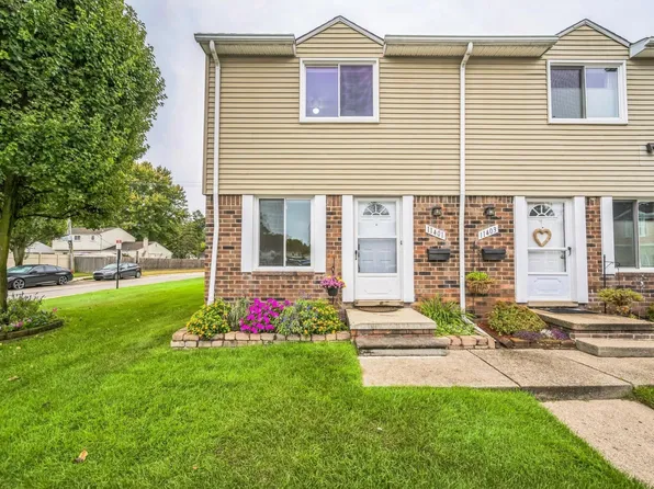 11401 Messmore Rd, Utica, MI 48317