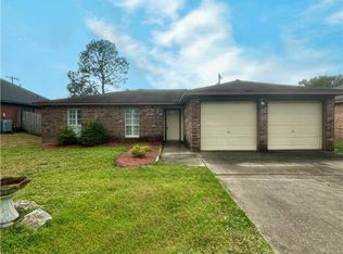 3124 Richards Dr, Dickinson, TX 77539