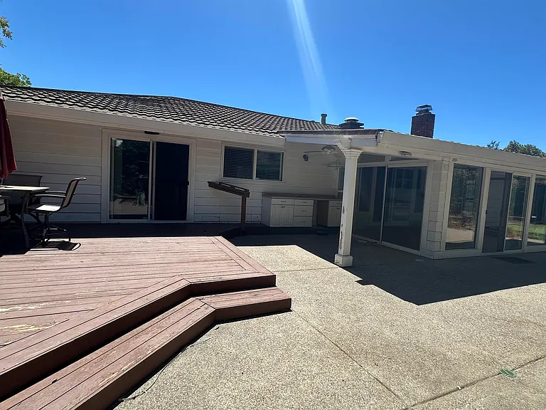 101 Shady Ln — Photo 22