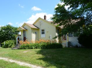 6115 S University Rd, Waterman, IL 60556