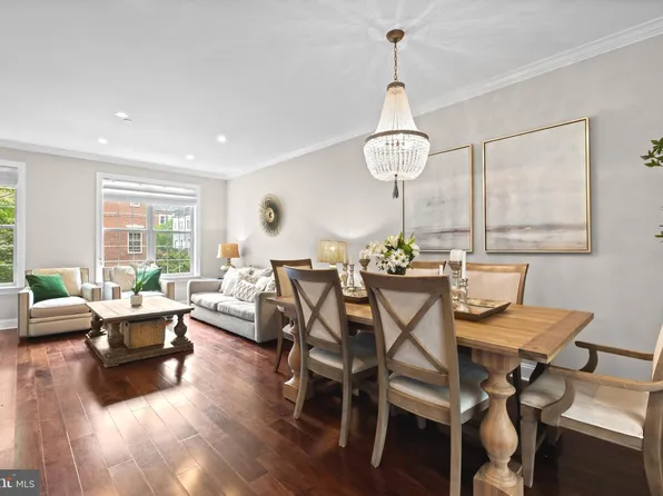 507 Governors Ct, Philadelphia, PA 19146