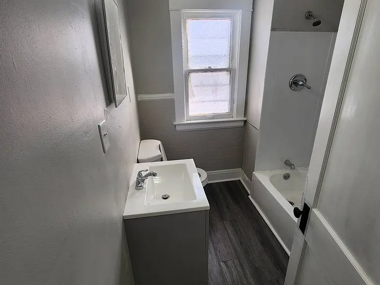 12514 Locke Ave — Photo 34