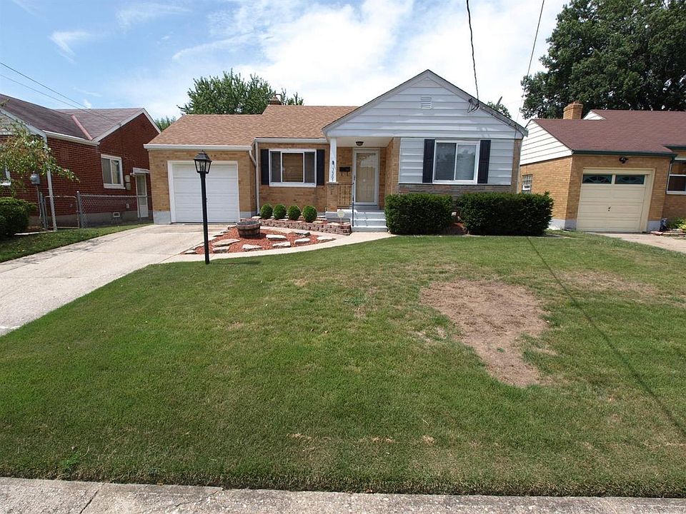 1st image of 3565 Lakewood Dr