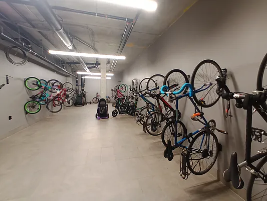 Rented by City Vista Inc | media 39