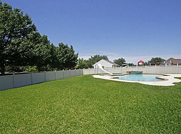 4th image of 5956 Sandhill Cir