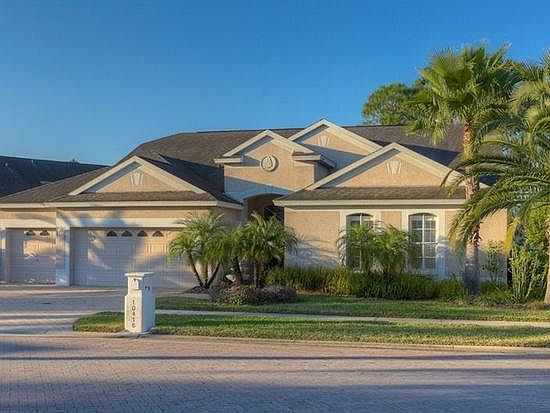 1st image of 10416 Canary Isle Dr