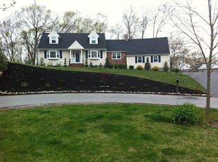 29 Bradley Rd, Andover, MA 01810