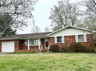 405 Lewis St, Dexter, MO 63841
