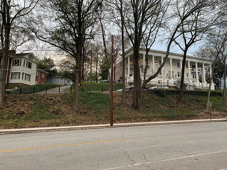 149 Peachtree Cir NE #35 — Photo 10